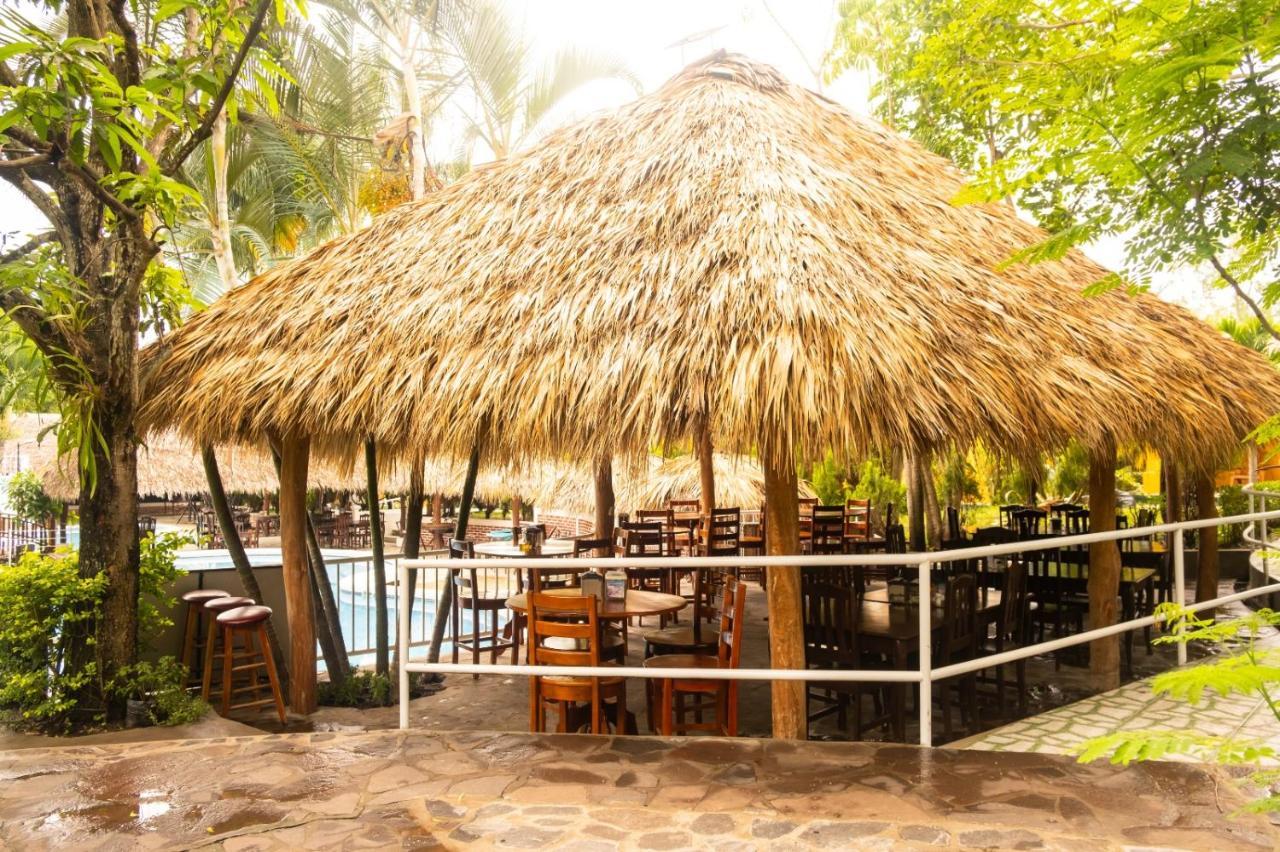 Apart Hotel Acuarious De Luis Esteli Exterior photo