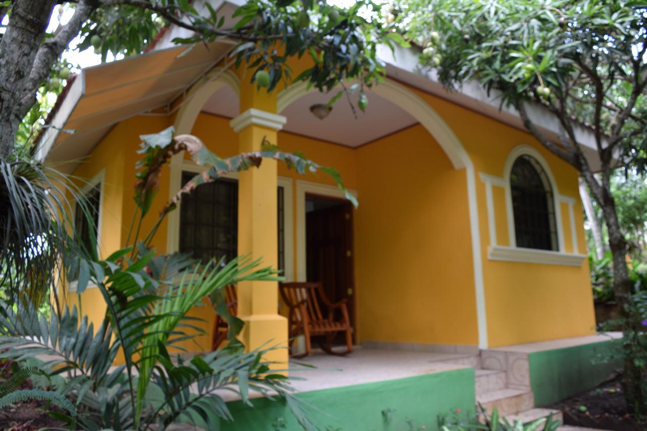 Apart Hotel Acuarious De Luis Esteli Exterior photo