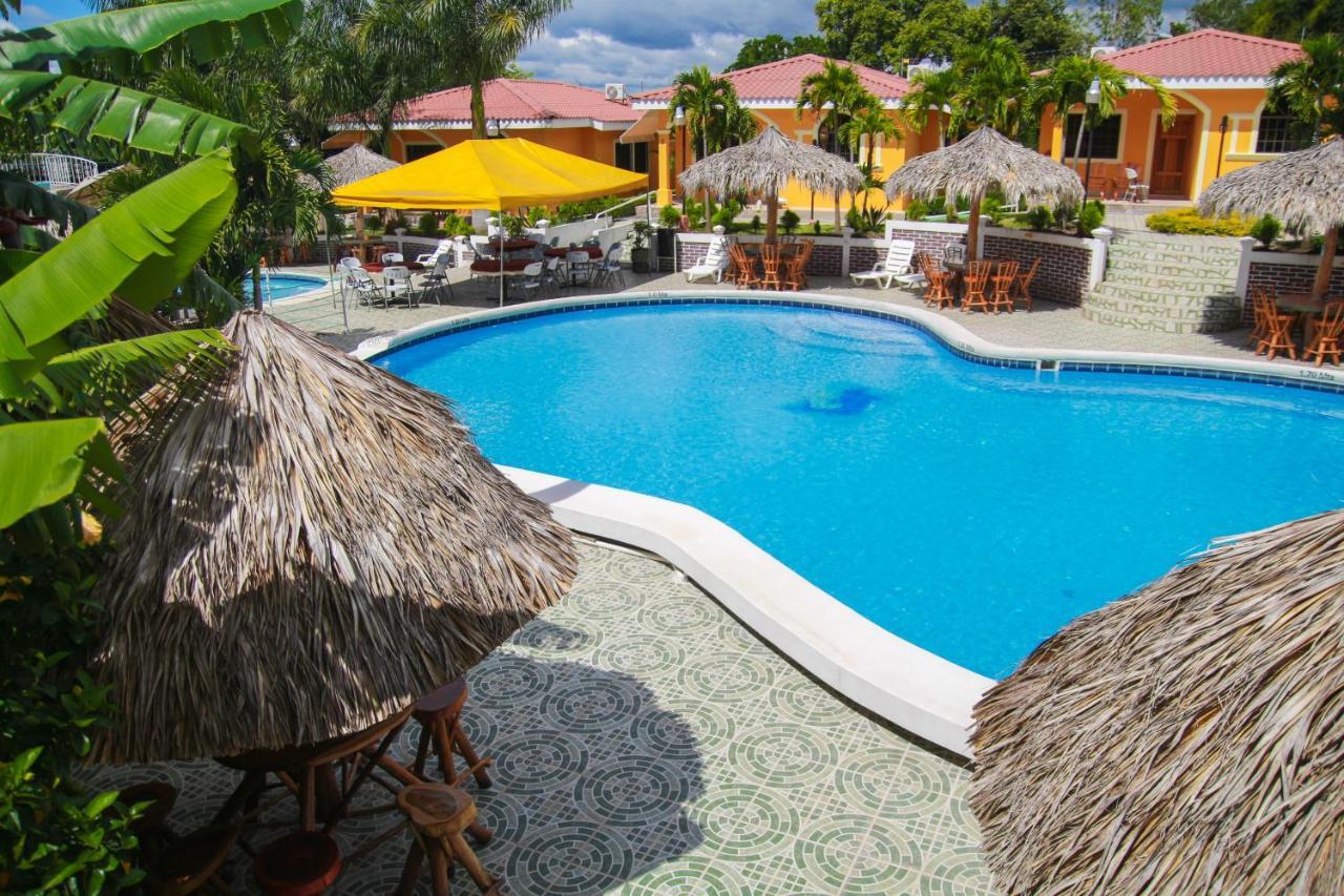 Apart Hotel Acuarious De Luis Esteli Exterior photo