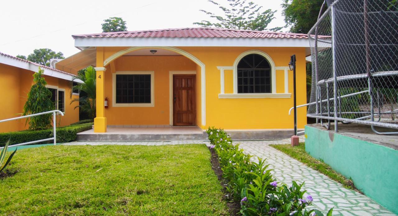 Apart Hotel Acuarious De Luis Esteli Exterior photo